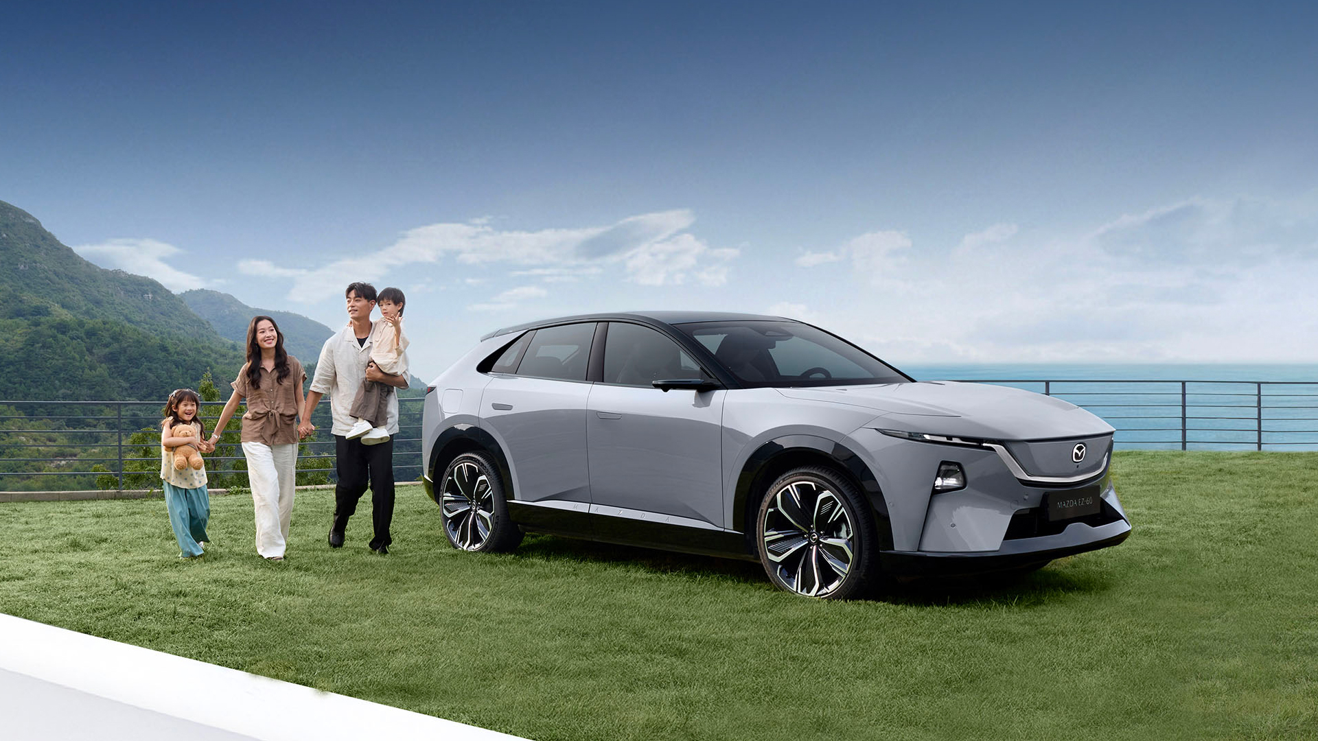 Электромобиль Mazda EZ-60